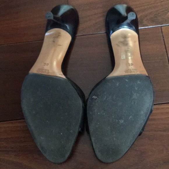 Authentic Gucci shoes - Picture 3 of 4